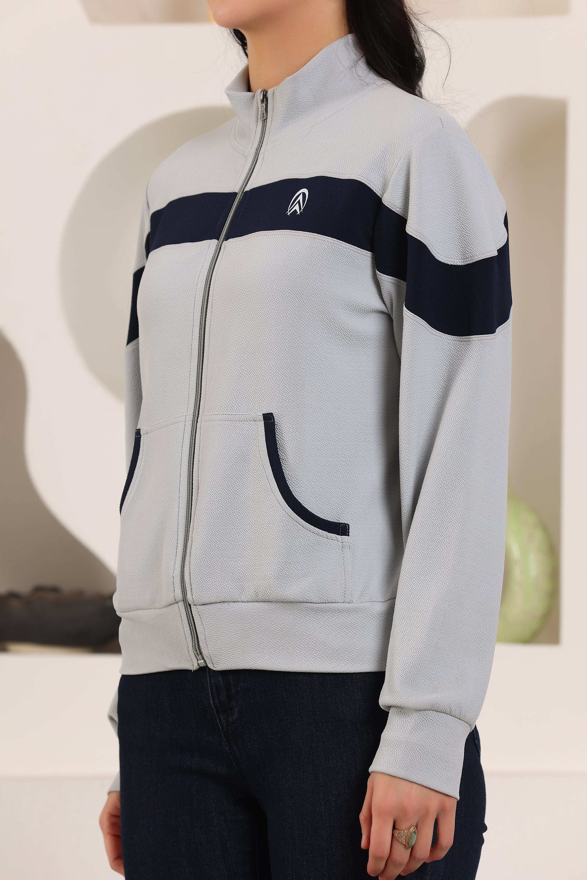 Women's Atheletic Gym Running Sports TrackJacket | Women Striped Sports Jacket | Full Zip Long Sleeve Shirts Hiking Outdoor Pockets | Athletic Jacket Sun Protection