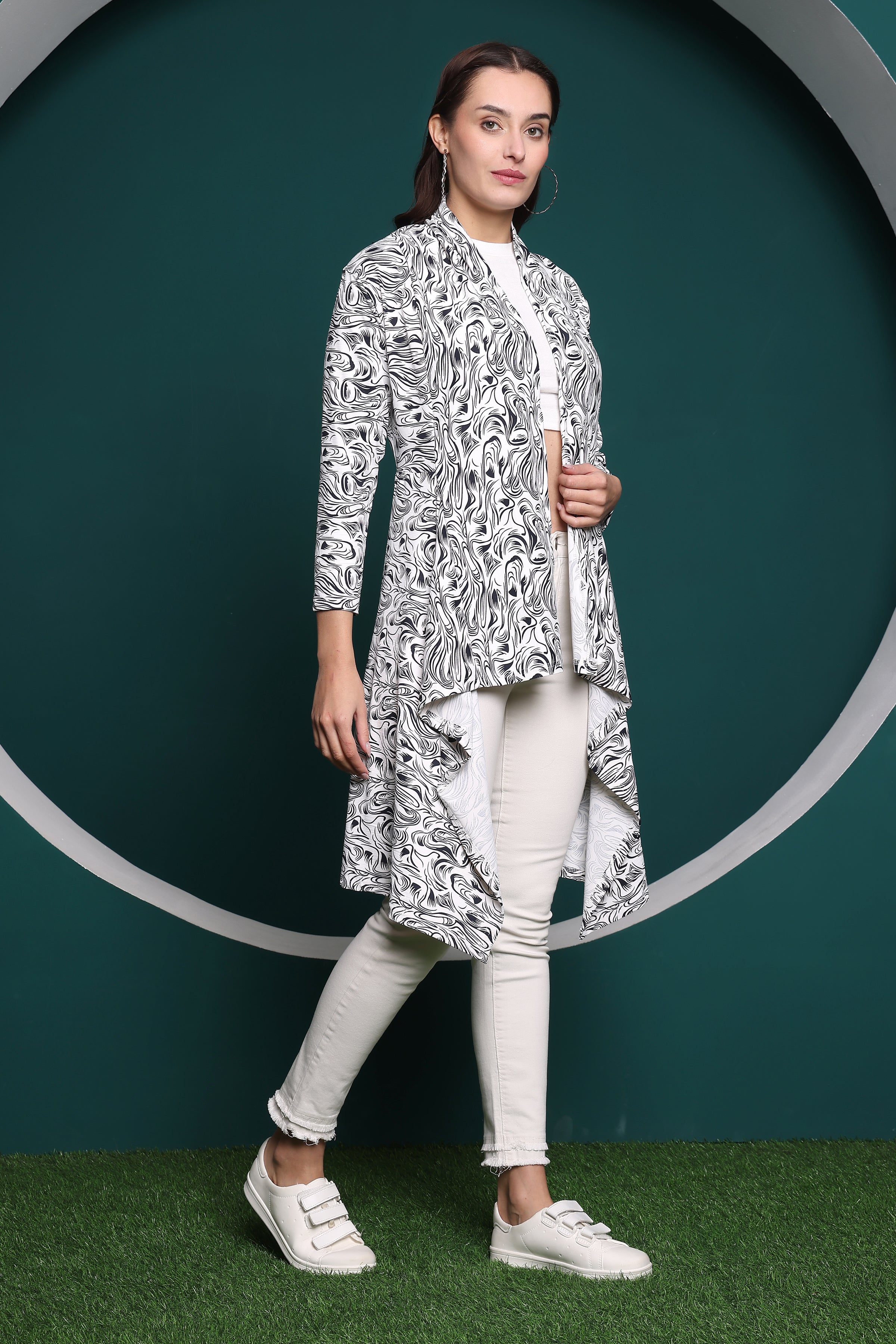 Zicada Front Open Abstract Print Shrug for Women