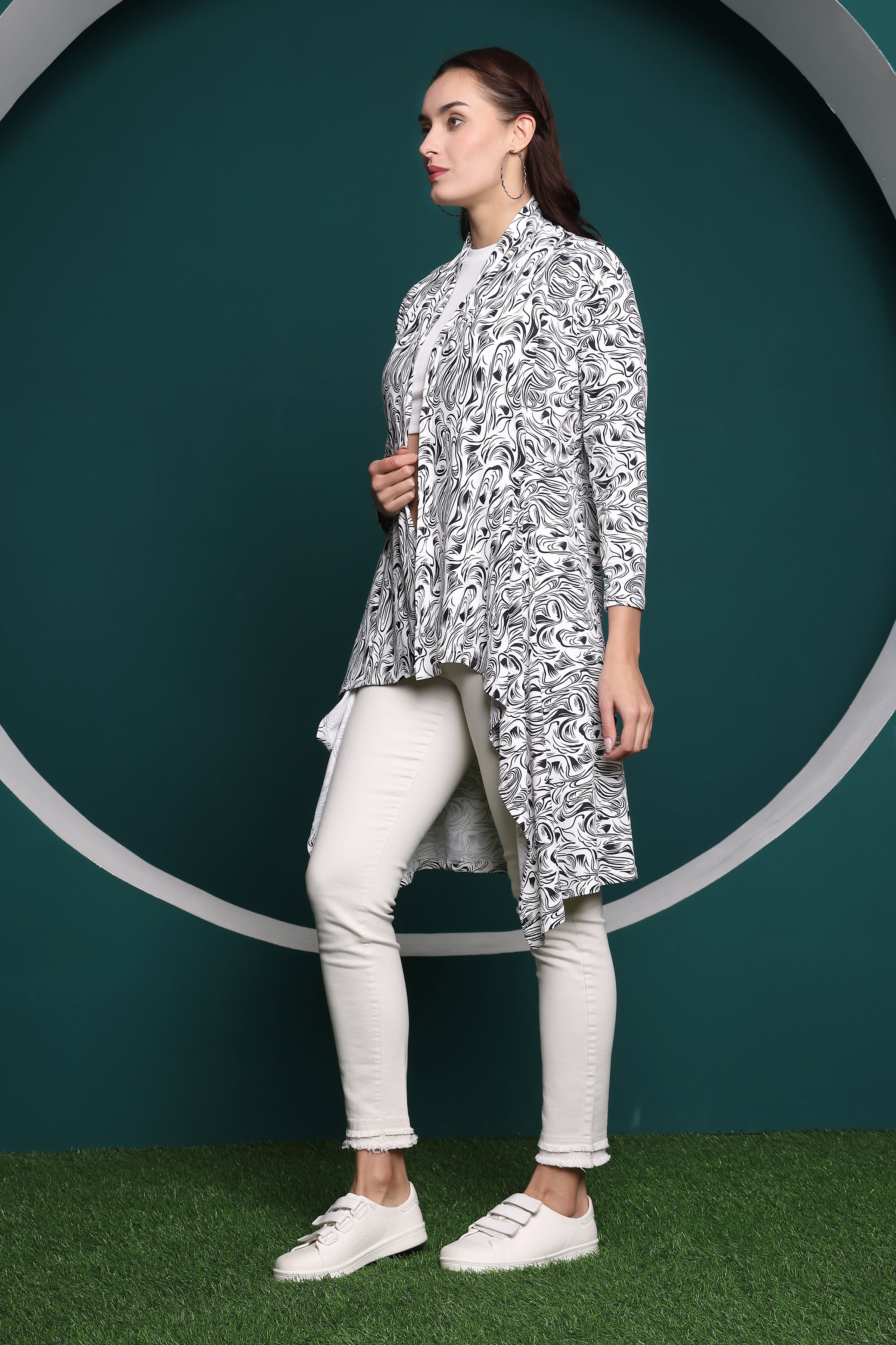 Zicada Front Open Abstract Print Shrug for Women