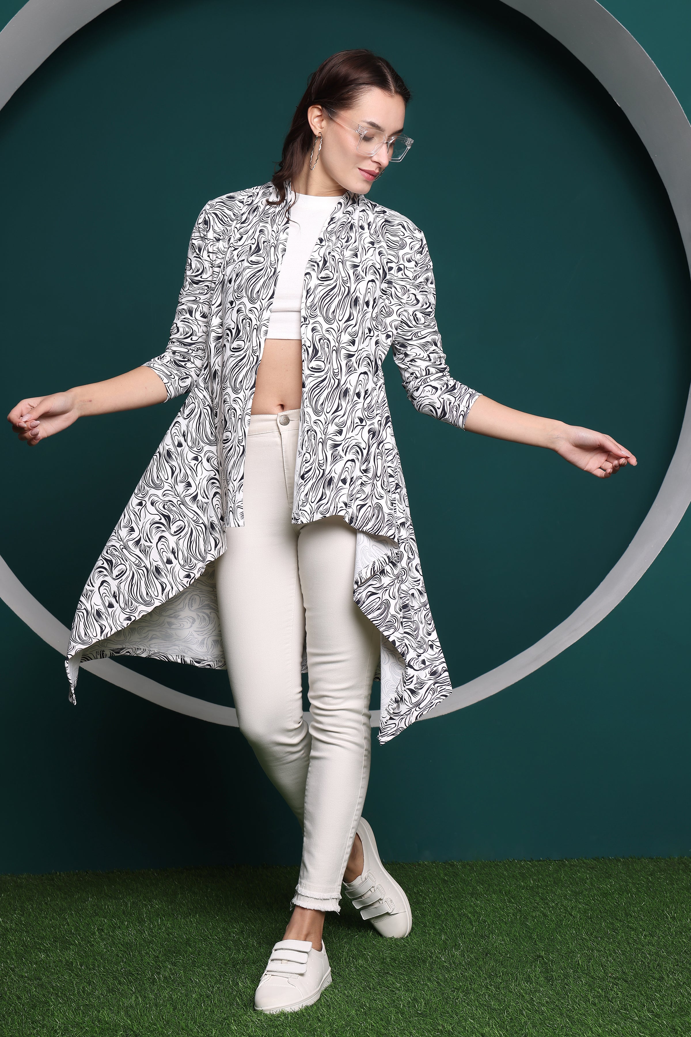Zicada Front Open Abstract Print Shrug for Women
