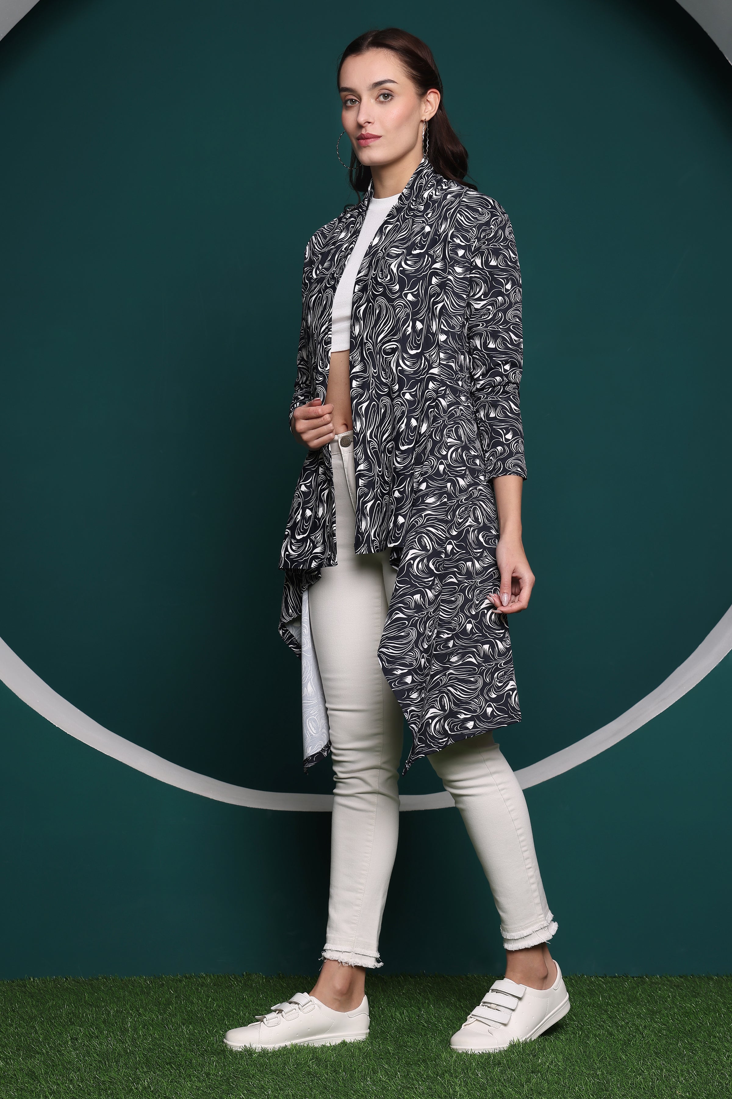 Zicada Front Open Abstract Print Shrug for Women