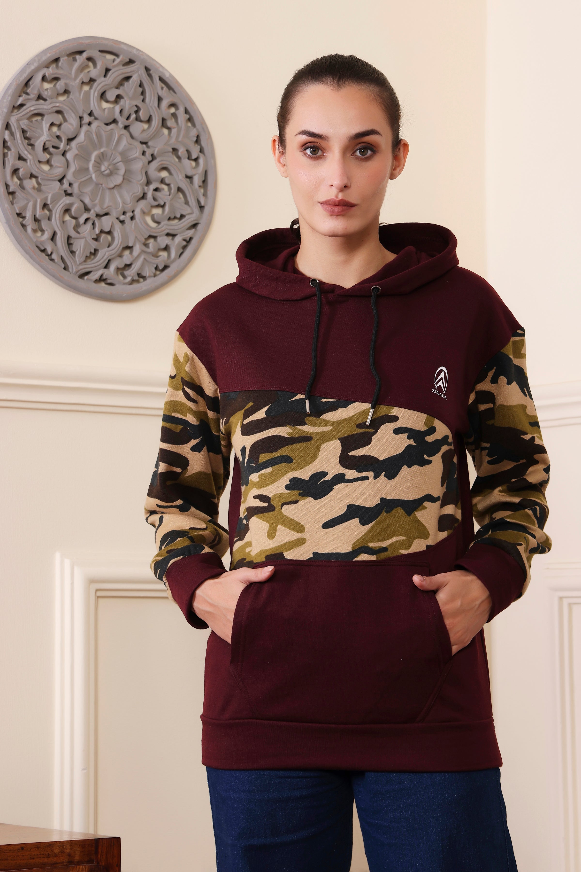 Women's Sweatshirts Cotton Regular Fit Hooded Neck with Hoodies, Womens Casual Hoodies Fleece Material Long Sleeves Solid Sweatshirt with Pockets, Oversized Hoodies