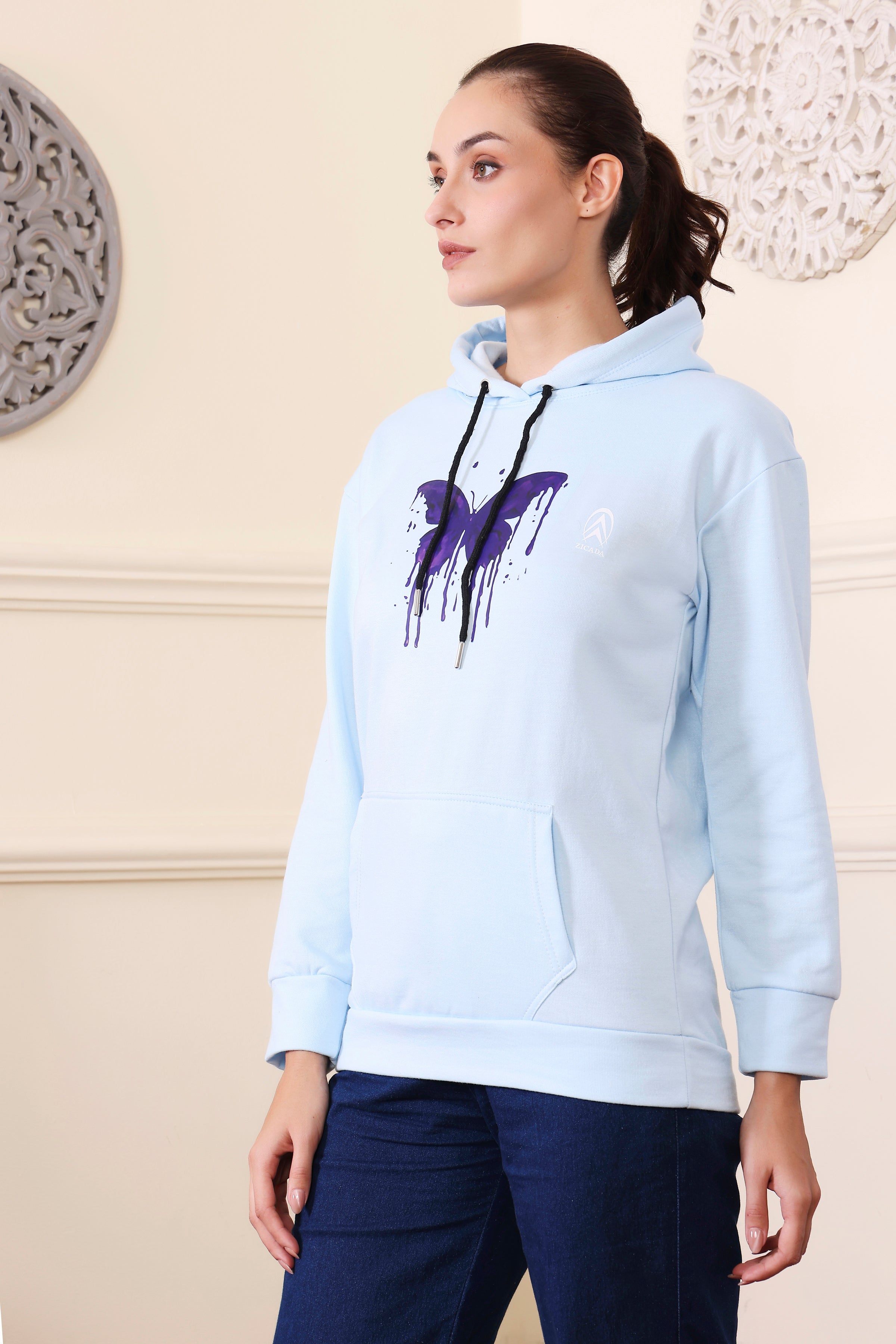 Women's Sweatshirts Cotton Regular Fit Hooded Neck with Hoodies, Women's Casual Hoodies Fleece Material Long Sleeves Solid Sweatshirt with Pockets