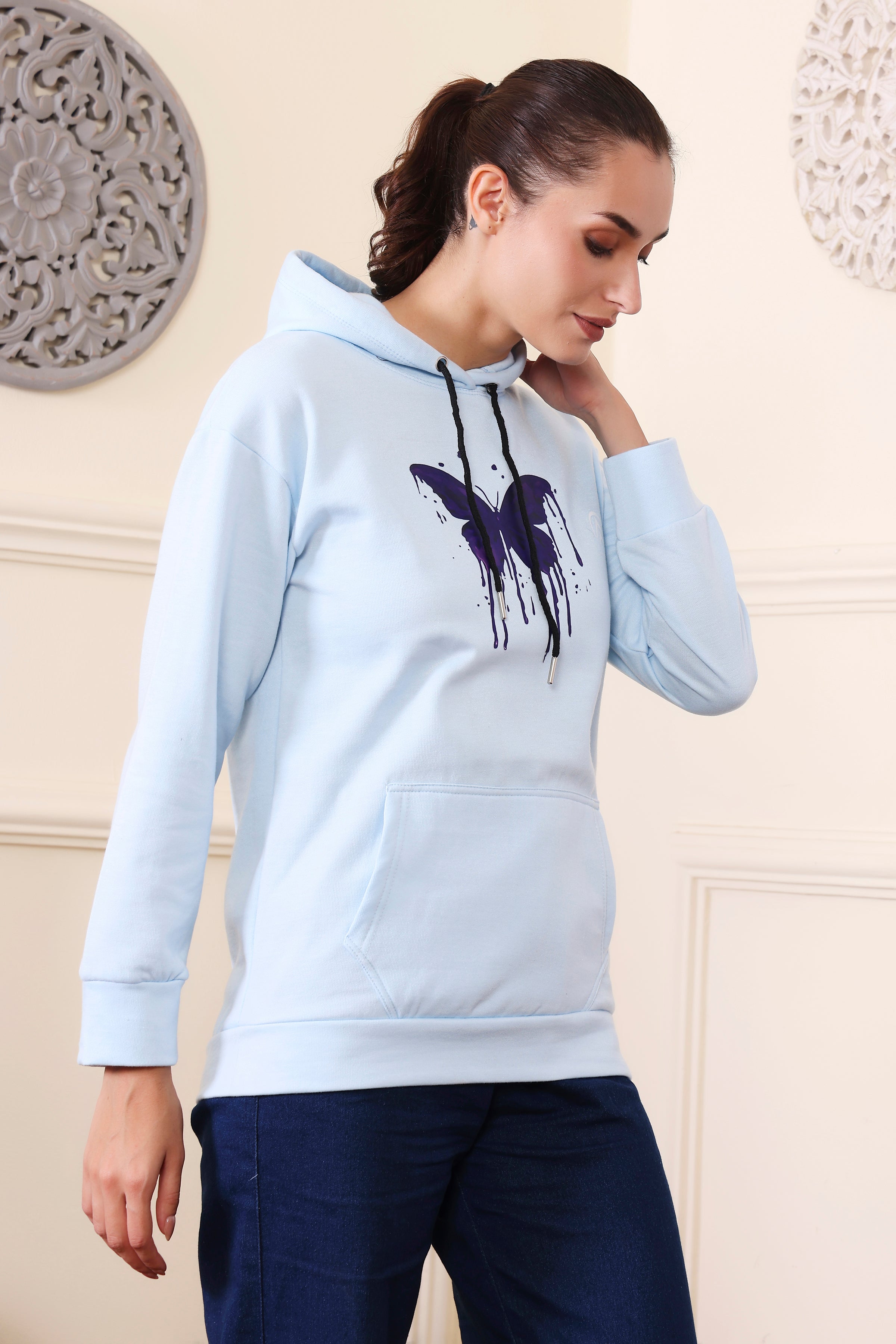 Women's Sweatshirts Cotton Regular Fit Hooded Neck with Hoodies, Women's Casual Hoodies Fleece Material Long Sleeves Solid Sweatshirt with Pockets