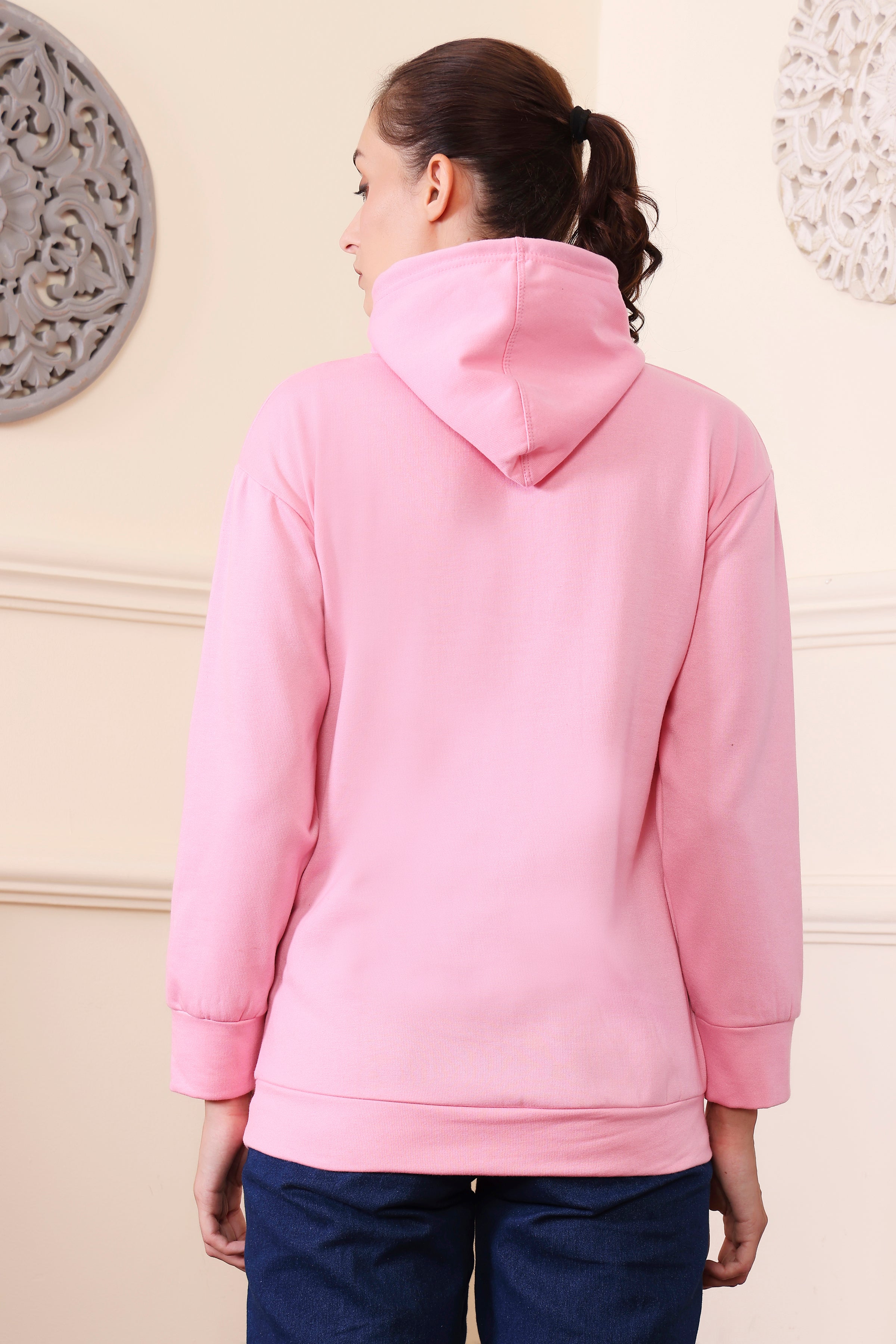 Women's Sweatshirts Cotton Regular Fit Hooded Neck with Hoodies, Women's Casual Hoodies Fleece Material Long Sleeves Solid Sweatshirt with Pockets