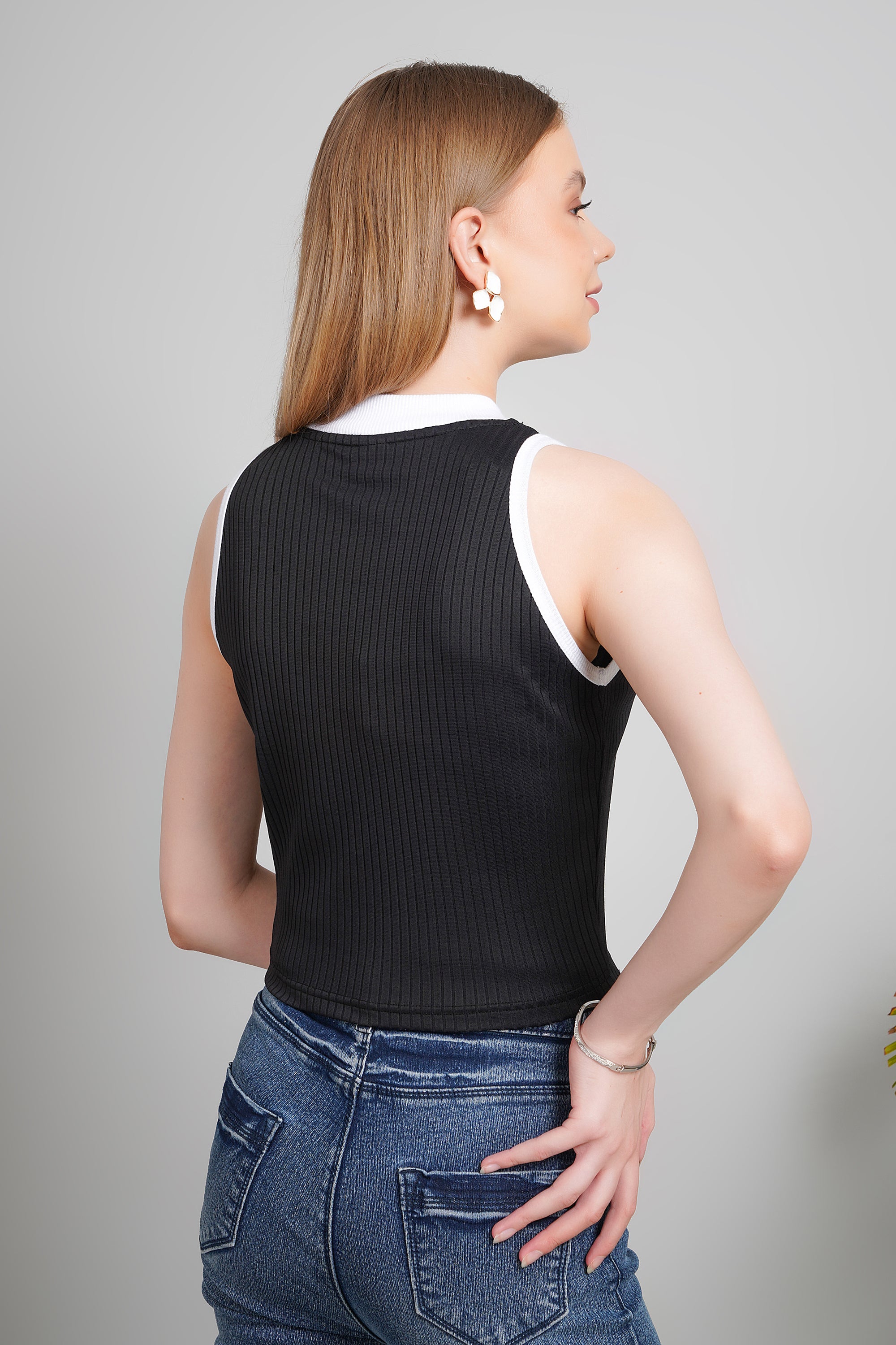 Women's Cotton Crop Top, Round Neck, Regular Fit