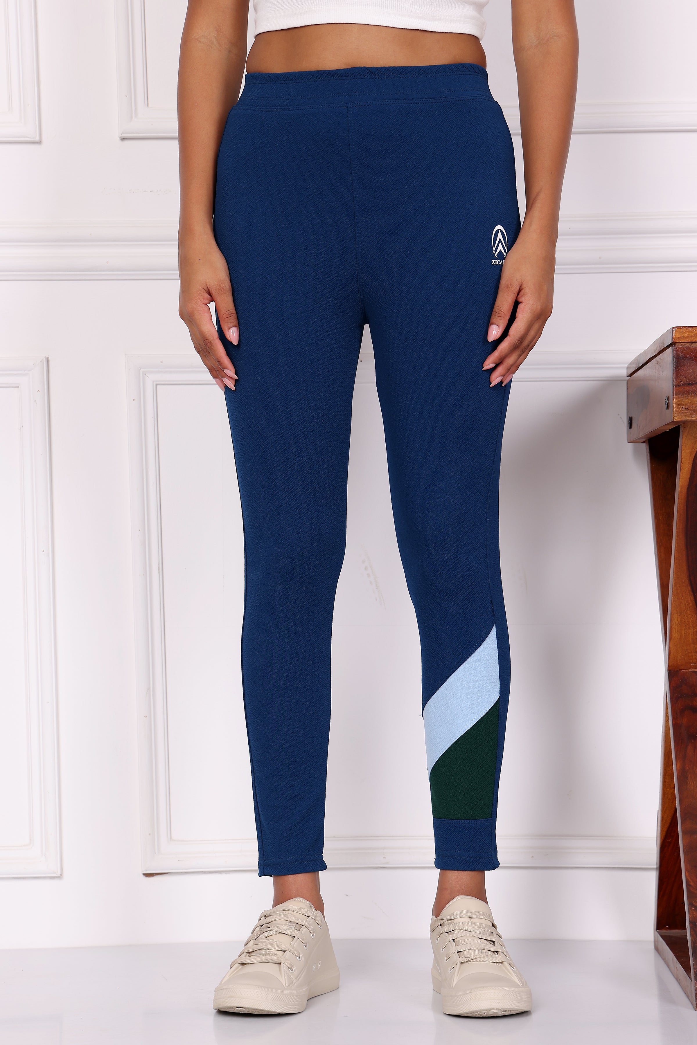 Skinny Trousers for Women | Comfortable Pants & Casual Gym wear