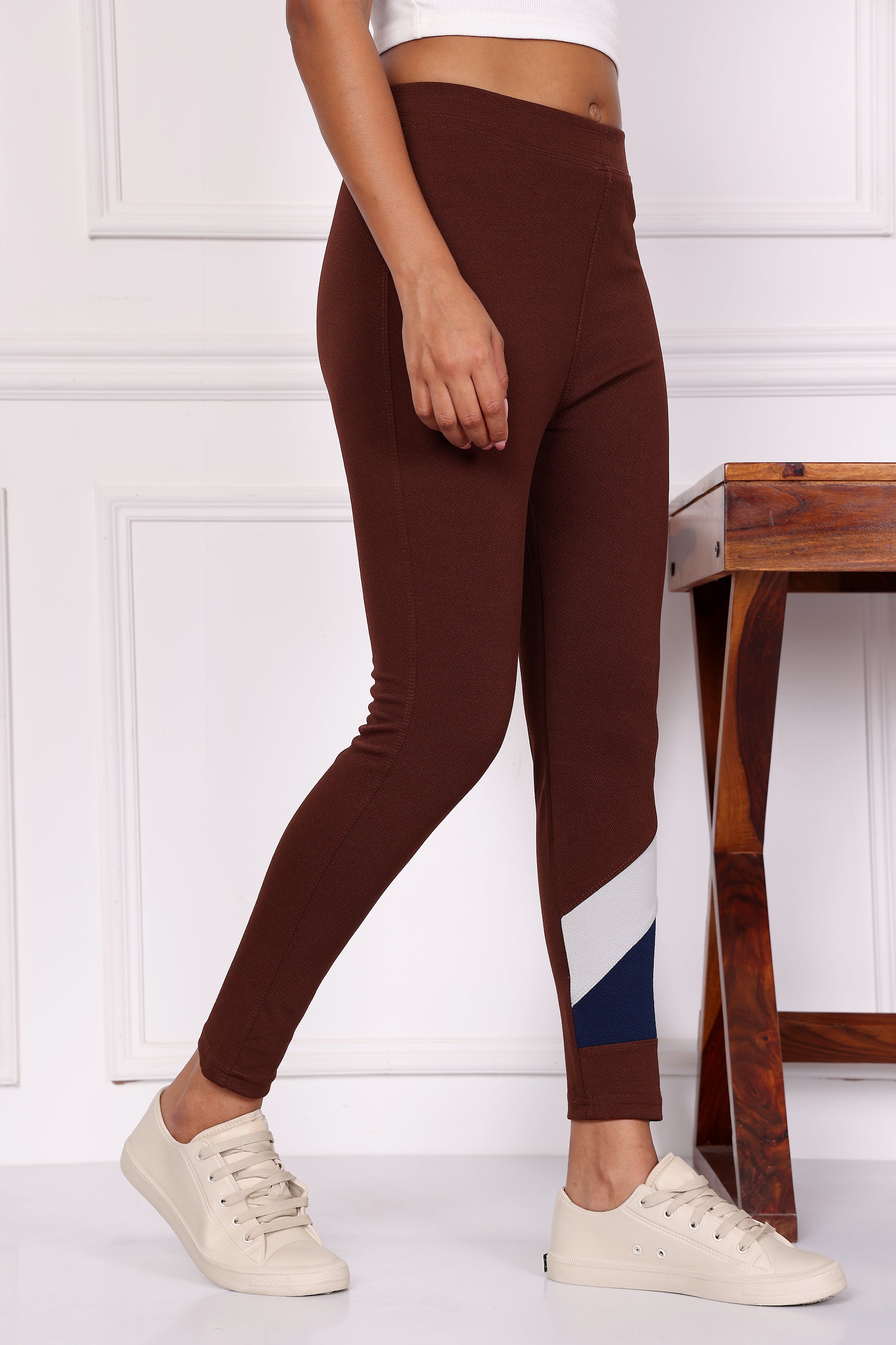 Skinny Trousers for Women | Comfortable Pants & Casual Gym wear
